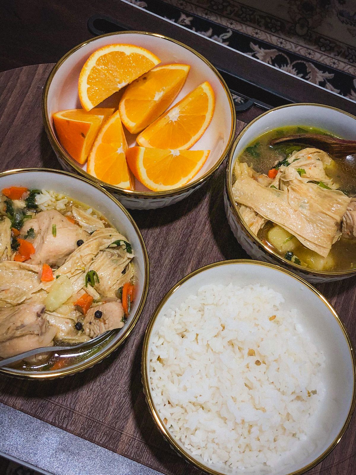 Ăn gì sau sinh mổ để nhanh lành vết mổ? Đạm, vitamin C và kẽm